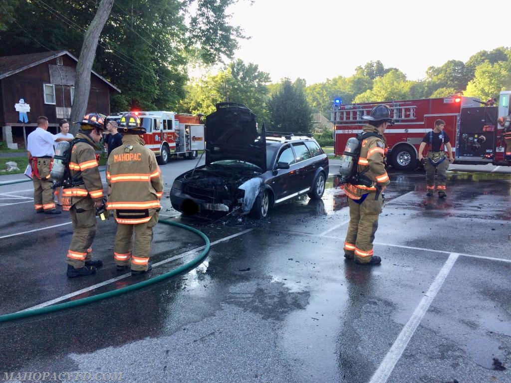 7/26/18  Sycamore Park car fire. 