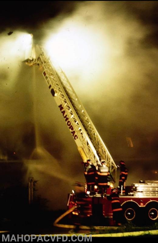July 1990 old 18-5-1 operating mutual aid in Carmel at the Barns Medical Building Fire. 